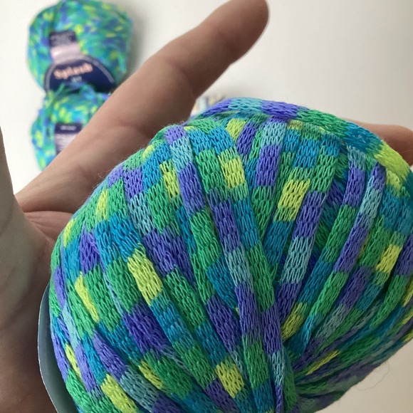 Splash NY Yarns 7 Balls 100% Acrylic Blue Green Purple Tweed Knitting Crochet - Picture 7 of 8